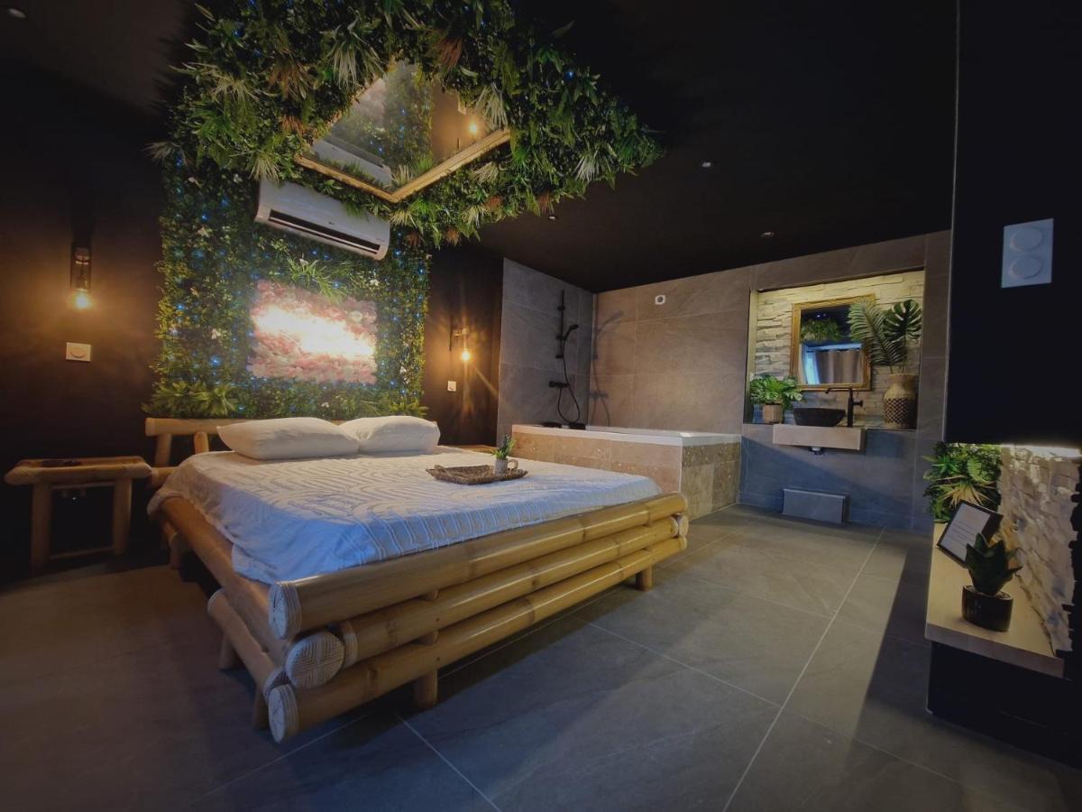 L'Experience Love Room Saint-Jean-Bonnefonds Экстерьер фото