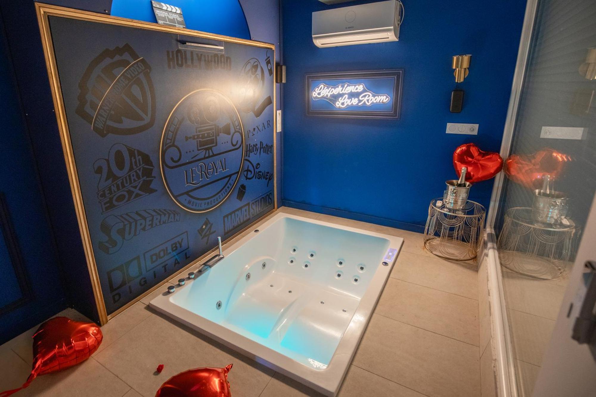 L'Experience Love Room Saint-Jean-Bonnefonds Экстерьер фото